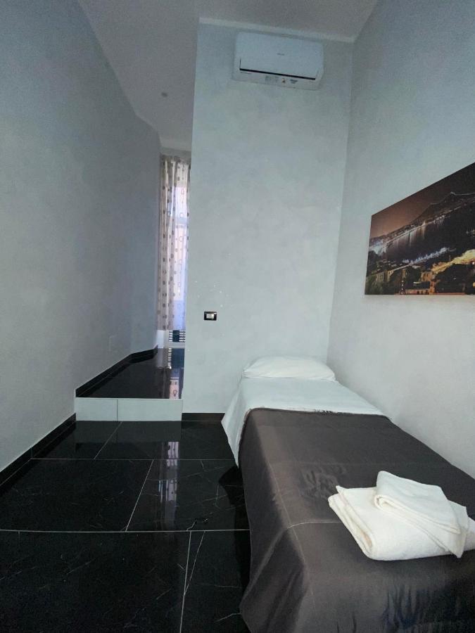 Savastano House Hotel Napels Buitenkant foto