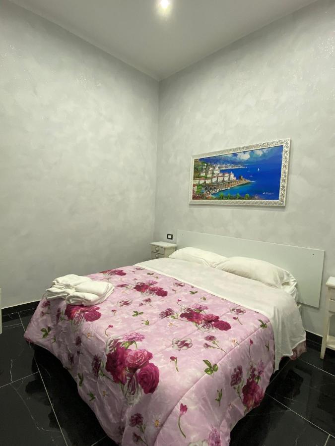 Savastano House Hotel Napels Buitenkant foto