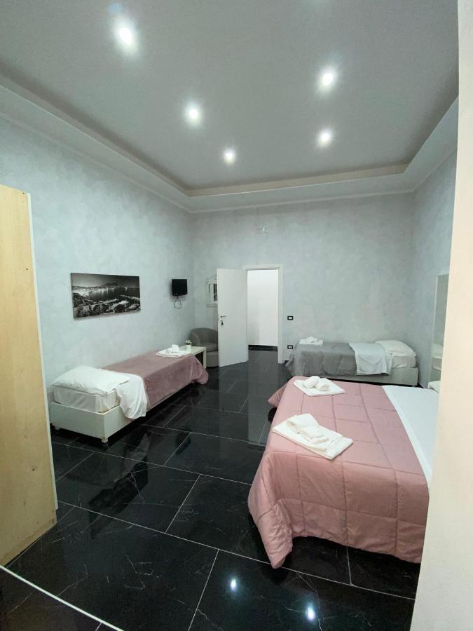 Savastano House Hotel Napels Buitenkant foto