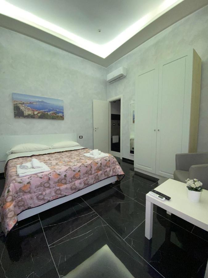 Savastano House Hotel Napels Buitenkant foto